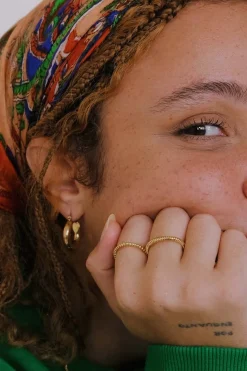 Dipua Acessório de Destaque: Anel Aria em Tom Dourado