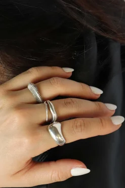 Dipua Anel Cila Banhado a : Estilo Único