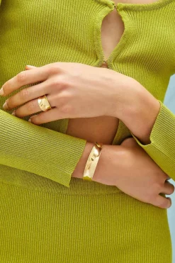 Dipua Anel Paris: Beleza sem Esforço