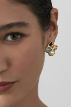 Dipua Brinco Flora Banhado a - Delicadeza em Cada Pétala
