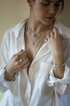 Dipua Colar Gaten Banhado a Prata - Estilo Moderno com Um Toque de Originalidade