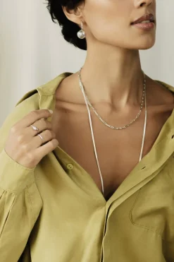 Dipua Colar Gaten Banhado a Prata - Estilo Moderno com Um Toque de Originalidade