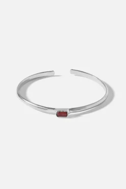 Dipua Conheça o Bracelete Saturno com pedra Turmalina