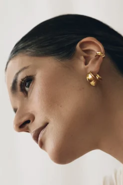 Dipua Ear Cuff Eiffel Banhado a - Beleza e Originalidade em um Acessório