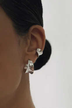 Dipua Ear Cuff Paris Banhado a - Tendência Urbana com um Toque Charmoso