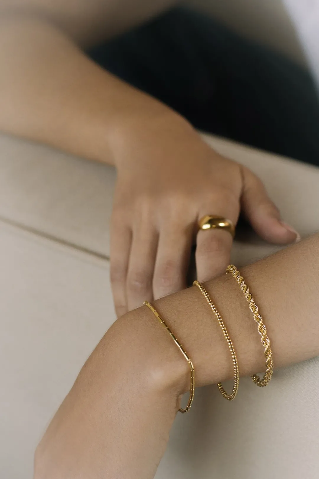 Dipua Pulseira Sean Banhada a Ouro - Charme Masculino em Cada Elo